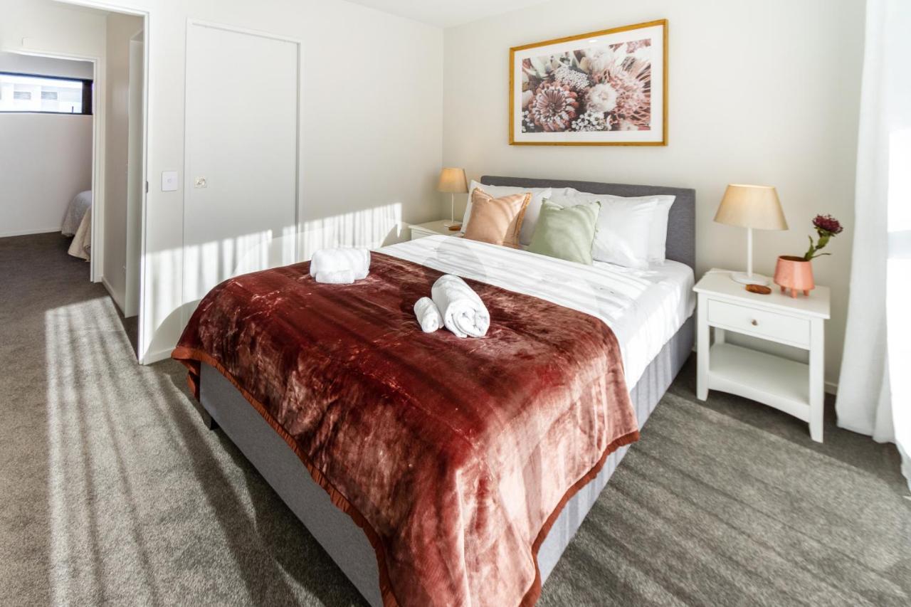 Cozy 3 Bedroom Near Hagley Park W/garage Apartamento *