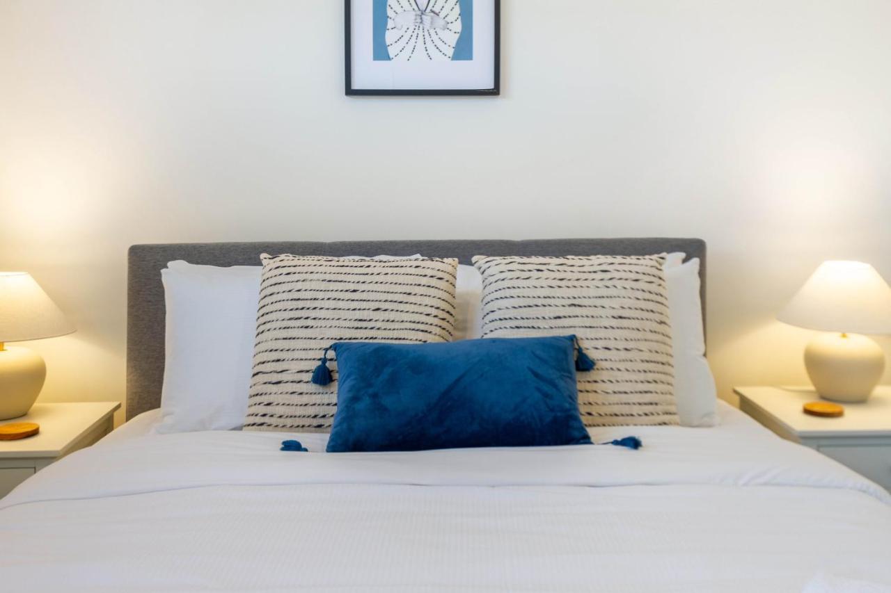 Apartamento Cozy 3 Bedroom Near Hagley Park W/garage
